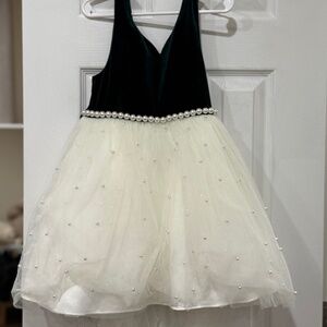 Girls dress